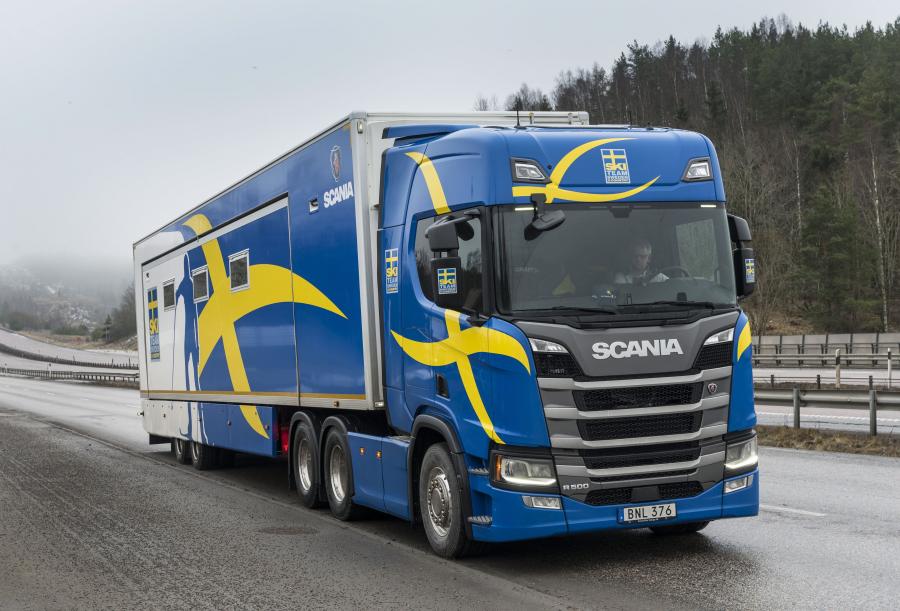  Scania R 500 6x2 Highline 2016 года  (фото 1 из 9)